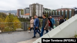 Punëtorët e Gjykatës Themelore në Mitrovicë të Veriut pasi dhanë dorëheqje më 7 nëntor.