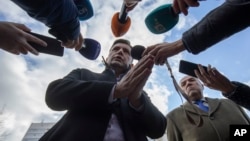 Външните министри на България Николай Милков (вдясно) и на Северна Македония Буяр Османи (вляво)