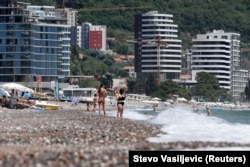 Plazhi në Budvë.