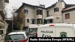 Policija ispred kuće direktora Bosnalijeka Nedima Uzunovića, 6. decembar, 2021. 