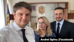 Ministrul Infrastructurii și Dezvoltării Regionale, Andrei Spînu și secretarii de stat Mircea Păscăluță și Ana Mardare.