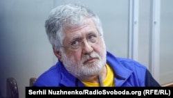 Ihor Kolomojszkij ukrán oligarcha egy kijevi bíróságon szeptember 2-án