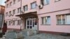 Objekti në Mitrovicë të Veriut që shfrytëzohet nga katër institucione serbe. 8 shtator 2023. 