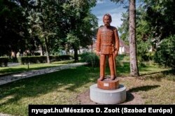 Az aradi vértanúk egyike, Gróf Vécsey Károly szobra Jánosházán