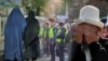 Kârgâzstanul strânge „șurubul secular”, amendând femeile care poartă niqab