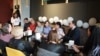 Curs de tranziție la limba ucraineană organizat de o asociație neguvernamentală. 