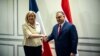 Orbán Viktor miniszterelnök és Marine Le Pen, a francia Nemzeti Tömörülés párt vezetője Madridban 2022. január 29-én