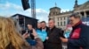 Manifestație AfD lângă clădirea Bundestagului, la Berlin (foto: William Totok)