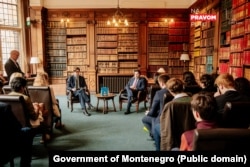 Premijer promovisao svoju knjigu pred članovima Oksfordske unije