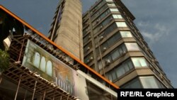 Зграда на Народна банка на Република Северна Македонија и станови во изградба.