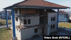Shtëpia-shkollë që u dha në shfrytëzim nga familja Hertica në Prishtinë, sot shërben si muze.