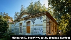 A Brenner-villa szinte minden része felújításra szorul