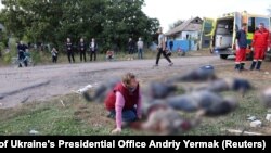 Оцеляла жена сред телата на убити