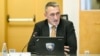 Ministri për Komunitete dhe Kthim në Qeverinë e Kosovës, Nenad Rashiq, gjatë mbledhjes së Qeverisë, ku u vendos për shpalljen e dy organizatave në veri si terroriste, më 29 qershor 2023.