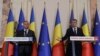 Nicolae Ciucă (stânga) și Marcel Ciolacu (dreapta) fac declarații după stabilirea calendarului electoral din acest an. PNL și PSD nu se mai înțeleg cu privire la ziua în care să fie organizate alegerile prezidențiale.