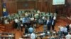 Përleshjet në Kuvendin e Kosovës më 13 korrik 2023.
