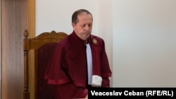 Судья Анатолий Цуркан на одном из заседаний Высшей судебной палаты. 