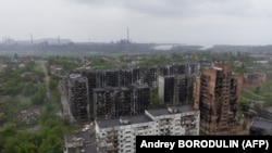 Ndërtesa të banimit, të shkatërruara në Mariupol të Ukrainës. 18 maj 2022. 