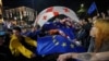 Gjeorgjianët që protestuan pushohen nga puna