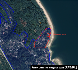В червено е земата, оградена от руското посолство
