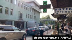 Колони возила низ Клинички Центар Мајка Тереза