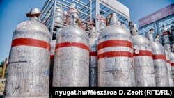 Recipiente cu gaz lichefiat în Ungaria (foto arhivă).
