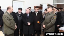 Հայաստան -- Ազգային ժողովի պաշտպանության, ազգային անվտանգության եւ ներքին գործերի մշտական հանձնաժողովի այցը հանրապետական զորահավաքակայան, 23-ը դեկտեմբերի, 2011թ