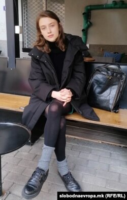 Сара за време на интервјуто со РСЕ