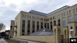 Az Uzsoki Utcai Kórház Róna utcai tömbje Zuglóban
