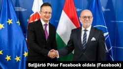 Szijjártó Péter külgazdasági és külügyminiszter Pozsonyban Rastislav Káčer szlovák külügyminiszterrel 2022. december 6-án