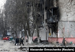 Distrugeri la Mariupol, 18 martie 2022.