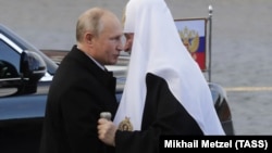 A magyar kormány által megvédett Kirill pátriárka Vlagyimir Putyinnal 2018. november elején