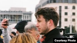 Евгений Бугреев, един от участниците в инициативата "Нансенови паспорти 2.0", по време на демонстрация в Словакия, 4 април 2022 г.