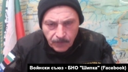 Лидерът и говорител на БНО "Шипка", представящ се като Владимир Русев, в миналото беше известен и с прозвището "Валтер Калашников".