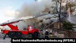 Urmările unui atac rusesc cu drone la Kiev, 17 octombrie 2022.