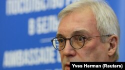 Zamjenik ruskog ministra vanjskih poslova Aleksandar Gruško rekao je da o upotrebi nuklearnog oružja odlučuje "vojna doktrina". (Fotografija nastala 12. januara 2022. u Briselu, Belgija.)