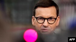 Mateusz Morawiecki lengyel kormányfő, 2021. október 25.