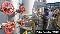 Provjera mjerne opreme na kompresorskoj stanici Slavyanskaya (kojom upravlja Gazprom), početnoj tački morskog plinovoda Sjeverni tok 2, 27. juli 2021.