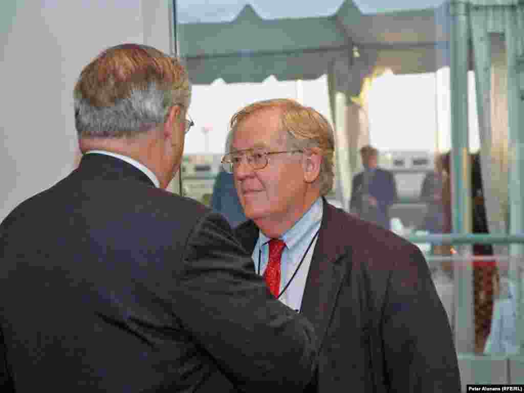 BBG Governor Victor Ashe, at RFE's 60th anniversary reception at the Newseum in Washington, DC.