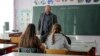 Ministerul Educației va oferi alocații elevilor care vor trece în școlile mai mari