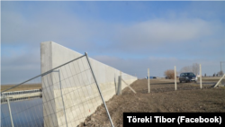 Építkezés a Fertő tónál: nádas helyett beton