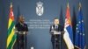 Ministri i Jashtëm i Togos, Robert Dussey, dhe ai i Serbisë, Ivica Daçiq, gjatë një konference për media në Beograd më 16 janar 2023.
