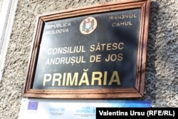 La Andrușul de Jos