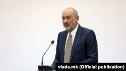 Евроамбасадорот Дејвид Гир 