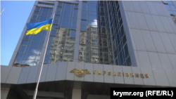 Поїзди зі станцій «Дарниця» і «Святошин» вирушатимуть щогодини починаючи з 07:30. Останні рейси – о 18:30