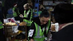 Dok bjesne borbe u Bahmutu, mještani se spremaju na još teškoća