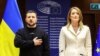 Președintele Ucrainei, Volodimir Zelenski, alături de președinta Parlamentului European, Roberta Metsola, la Parlamentul UE din Bruxelles, 9 februarie 2023