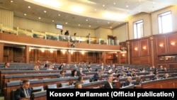 Архивска фотографија - седница на косовскиот парламент.