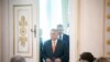Premierul Viktor Orbán (plan central) și cancelarul austriac Karl Nehammer, participând la conferința de presă comună de la Viena, la 28 iulie 2022