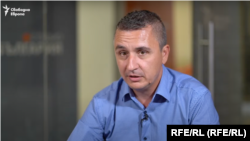 Александър Николов в студиото на Свободна Европа